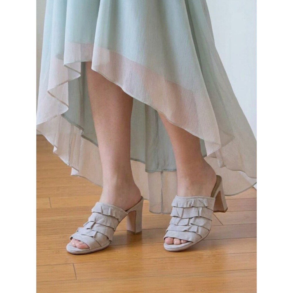 VANELi Ruffle Suede Sandals Open Toe Mules Block Heel ITALY Leather Soles 9